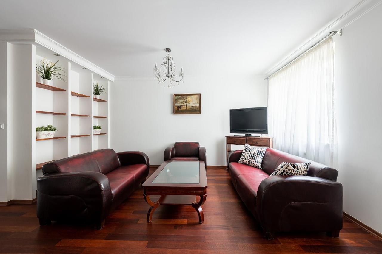 Bukowinska 12 Prywatne Mieszkanie 80M2 Z Dwiema Sypialniami I Balkonem 2X Bezplatne Miejsca Parkingowe Samodzielne Zameldowanie! Private Garage! Self Check-In System! Warschau Exterior foto